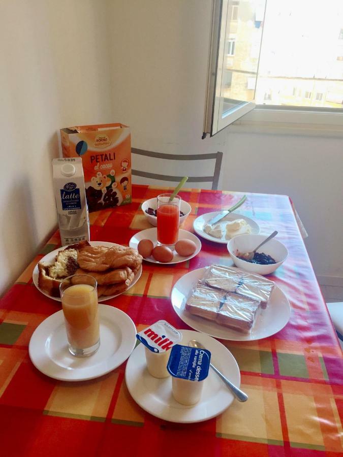 Female Dormitory For Only Female Bed and breakfast *